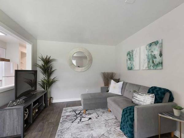 $929 / 420ft2 - Community Playground, Spacious Walk-In Closets, 24-Hour Fitness Center (10785 E. Exposition Ave, Aurora, CO 80012)63849271486467122