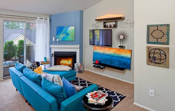 Fireplace + Laundry + Storage — Perfect TIGARD 1x1! 1
