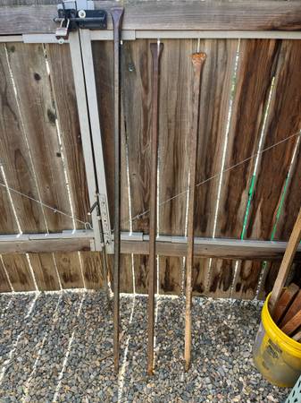 Iron pinch/ digging bars 1