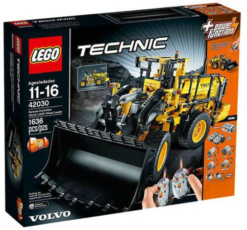 LEGO Technic Remote-Controllerd VOLVO L350F Wheel Loader (42030) 1