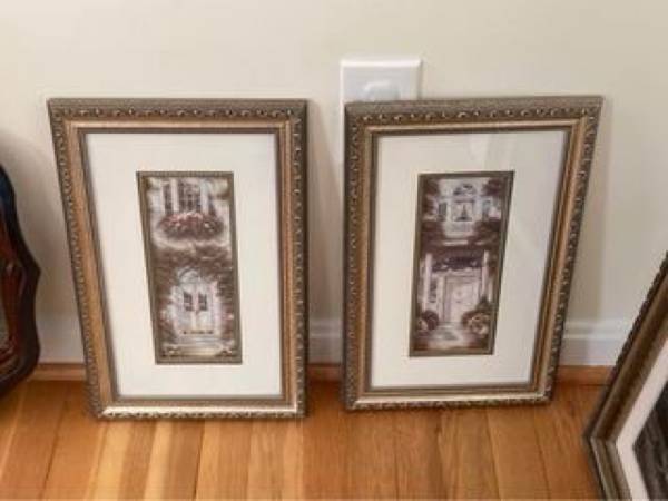 2 decorative pictures 1