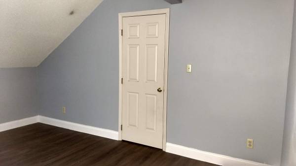 Nosy Eccentric Introverted Granny Seeks Understanding Housemate 1