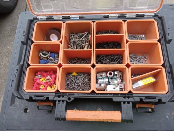 Rigid divider case 1