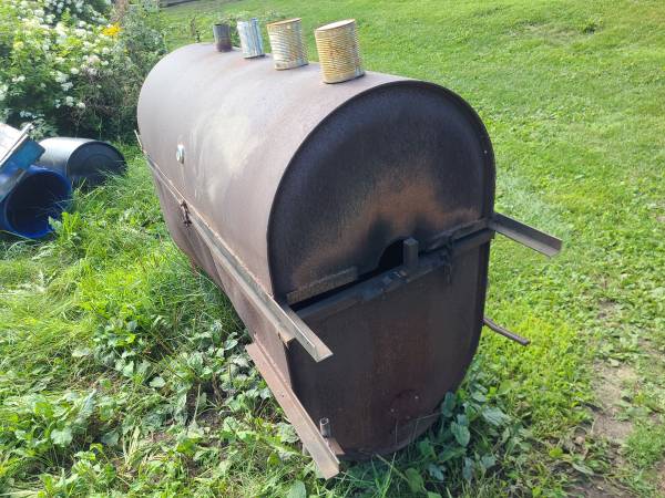 Old pig roaster shell 1