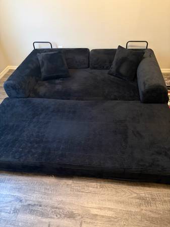 King Size (Zen Couch / Bed) 1