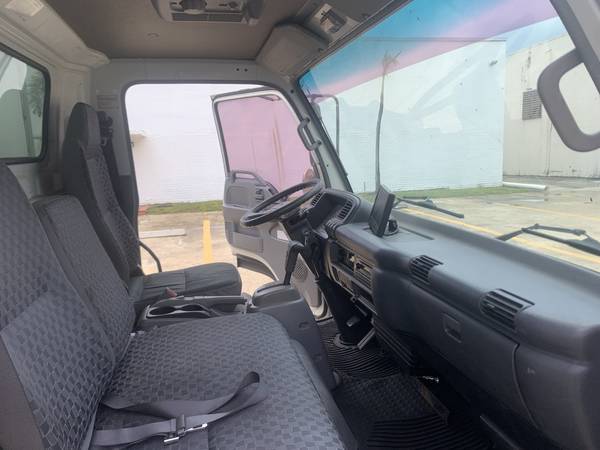 2006 Isuzu NQR 16' - Photo 7