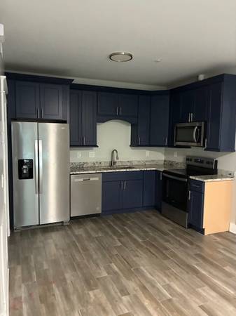 $1,050 / 1br - Hermosos apartamentos cerca de la playa C2 (Biloxi)63762030009601120