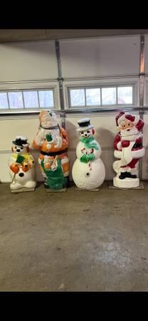 Christmas  blowmolds 1