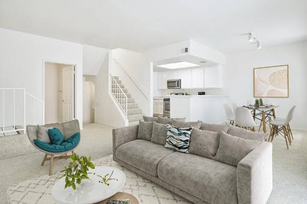 $3,559 / 2br - 1176ft2 - 2 Bed, Located in Woodland Hills, Central Air Conditioning (22219 Summit Vue Lane, Woodland Hills, CA)63912984218754123