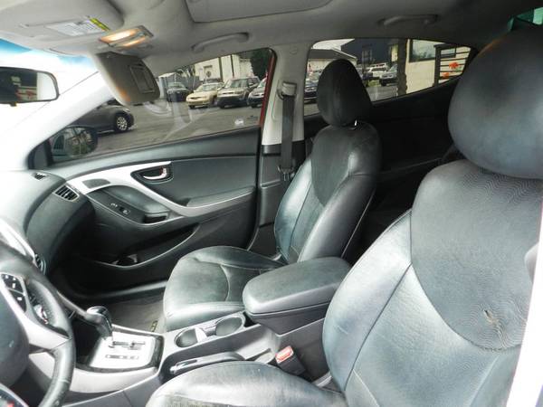 2011 *Hyundai* *ELANTRA* *Limited* - $8,995 (Hyundai ELANTRA)63470434021761123