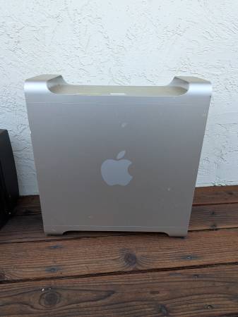 Apple Power Mac G5 desktop tower 1