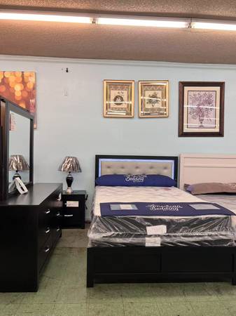 Brand New 6pc King size LED light bedroom set 1