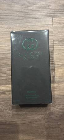 Gucci Guilty Essence Eau de 3.0oz 1