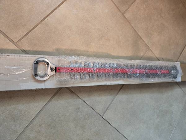 New Milwaukee M18 replacement blade for Pole hedge trimmer. 1