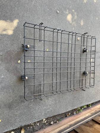 Yakima BasketCase Cargo Basket 1