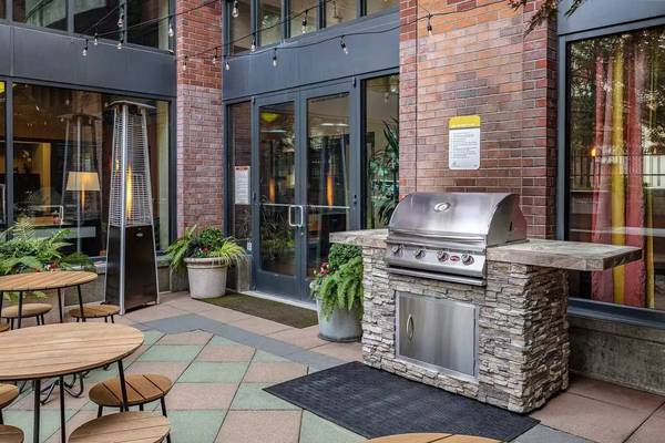$1,925 / 491ft2 - Amazing Studio with public transit access! 491 Sq Ft! (Seattle - Close to Space Needle)63884892753155122