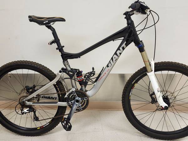 Giant Trance MT Bike (Full Suspension) 1