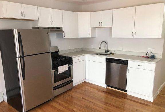 $2,300 / 2br - Neat East Boston 2 Bed For $2,300 AVAIL NOW (East Boston)64146855920897121