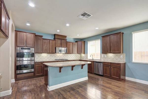 $5,500 / 5 habitaciones - 3500 pies cuadrados - ¡ALQUILER CON OPCIÓN A COMPRA! ¡¡¡¡SIN VERIFICACIÓN DE CRÉDITO!!!! 5 habitaciones / 3 baños - ¡3500 pies cuadrados! (West Sacramento)63844736093057122