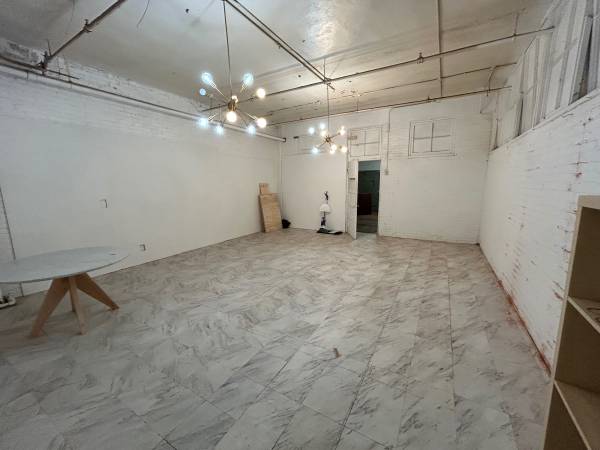 $400 / 475ft2 - Workshop - Art studio for rent - Downtown area (Cleveland)63907494169731121