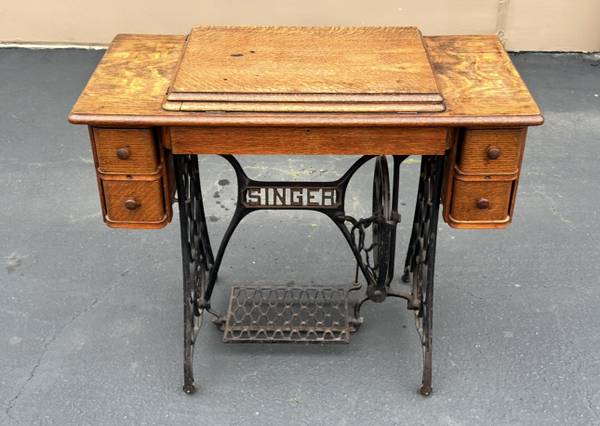 singer sewing machine / cabinet   and many more for sale 1