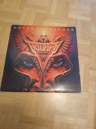 rare TRIUMPH NEVER SURRENDER VINYL LP 1983 1