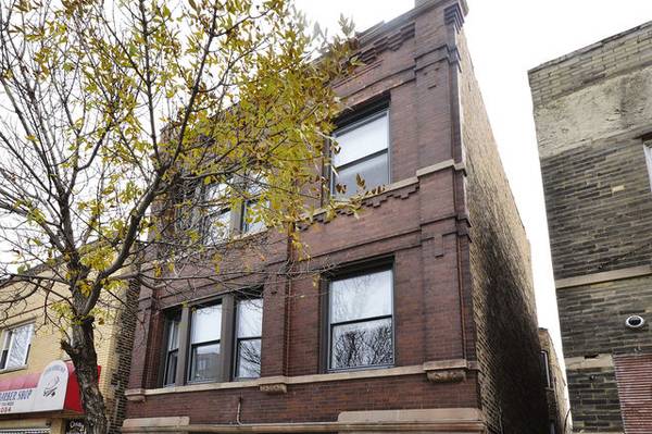 $895 / 580ft2 - Logan Square Storefront For Rent! Great for Retail or Office (Logan Square)63959875913986120