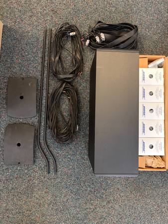 Bose Acoustimass 10 Series ii 5.1 Speaker System 1