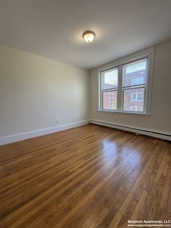 $2,995 / 2br - SPACIOUS 2BED NO BROKER FEE BROOKLINE63856229320705123