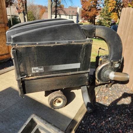 Agi-Fab leaf vac, $500 OBO 1