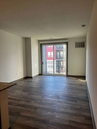 $1,468 / 1br - 762ft2 - Welcome to the Apartment Glow Up You Deserve!64020840960514122