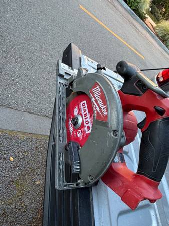 Milwaukee circular saw 6 1/2 1