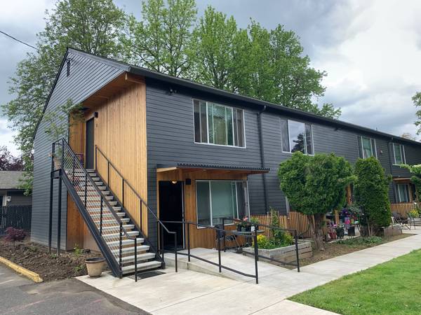 On-Site Laundry Facility, Picnic Area 1
