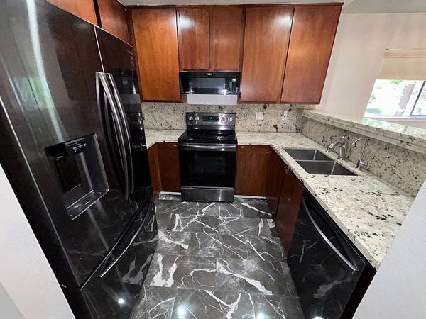 $840 / 1br - 132 Remington Pl, New Rochelle, NY (New Rochelle, NY)64030484703105122