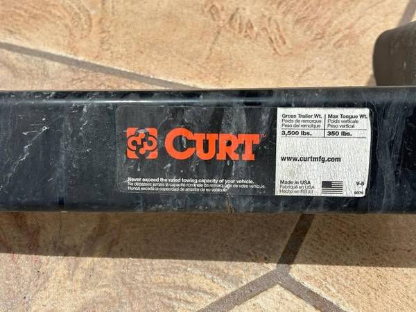 Curt #12030 Hitch 1