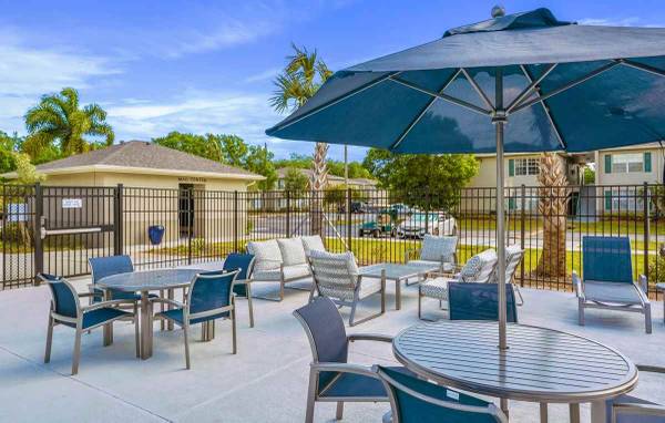 $942 / 1 habitación - 721 pies cuadrados - Estilo, espacio, serenidad: casas de 1 habitación, 1 baño, 721 pies cuadrados (Vero Beach)63799685249665121