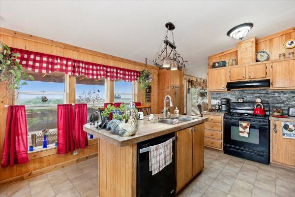 $769,000 / 3br - 1263ft2 - Ranch For Sale, 35 Acres with 35 Water Shares (Shoeshone)64180502708227123