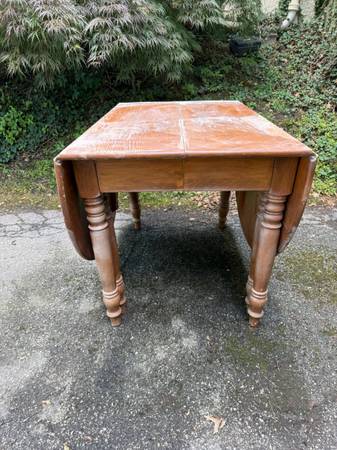 Dining room table 1