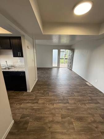 $1,199 / 1br - 743ft2 - Apartamento de 1 habitación disponible ahora (Murray)63674345816579124