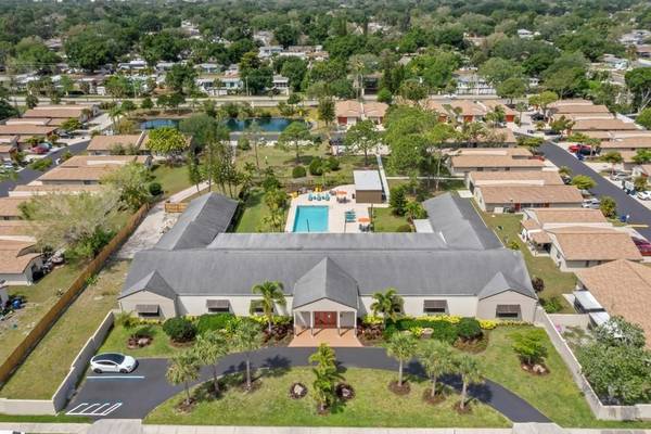 $2,031 / 2br - 890ft2 - On-Site Maintenance, Poolside Hammocks, 2/bd 2/ba (3400 Tyne Lane, Sarasota-Bradenton, FL)63791129352577120