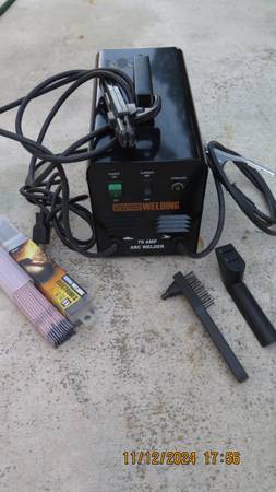 70 AMP ARC WELDING Chicago Electric 1