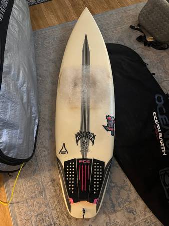 Lost Voodoo Child Surfboard - $400 (kentfield / ross)63436268663937121