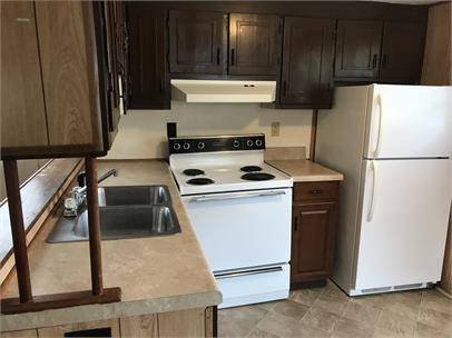 $950 / 1br - 1 bedroom mobile home in small park, great location (Weaverville)64029374695554121