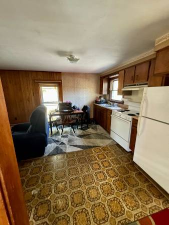 $995 / 1br - Cozy Open Concept 1 Bedroom (Bethel)63992934970626121