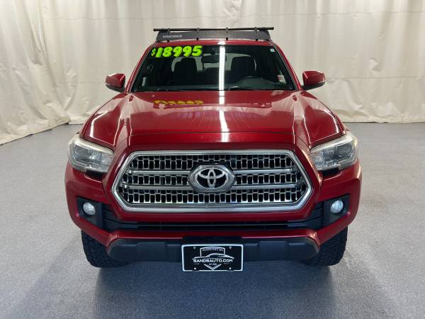2017 Toyota Tacoma TRD Off - Photo 2
