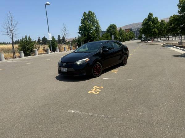 15 Toyota Corolla LE - $8.500 (Fremont)63473190161153120