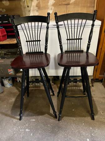 4 Wayfair Barstools 1