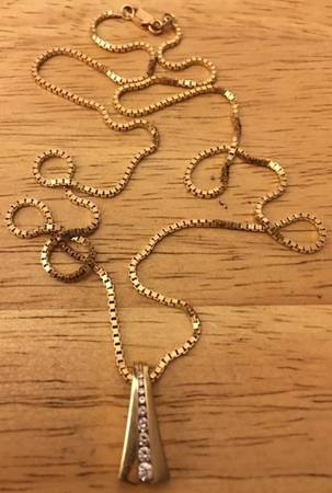 Gold Box Chain DIAMOND Pendant 1