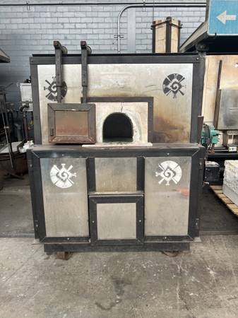 Glass blowing furnace 1