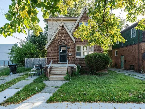**This charming  3 bedrooms and 1 bathroom home for rent** 1